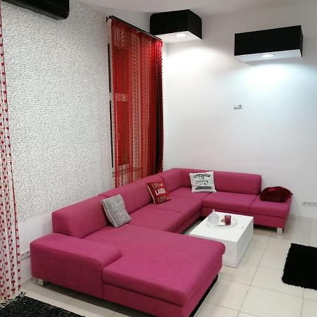 Апартаменти Apartament Josefin Тімішоара Екстер'єр фото